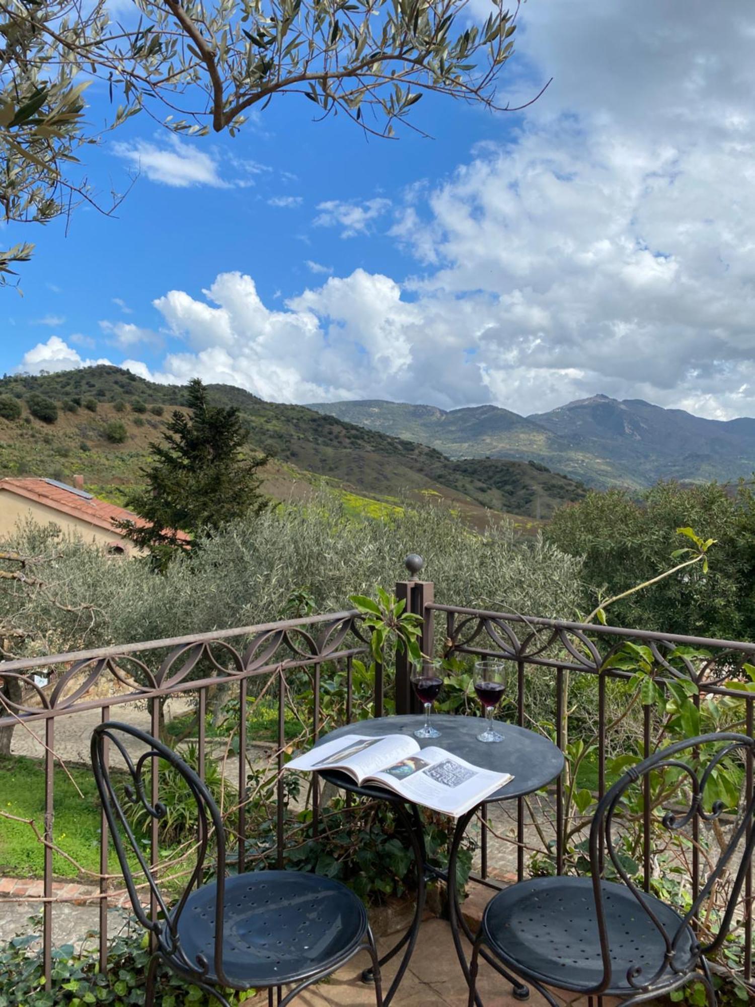 Alloggio per agriturismo Azienda Agrituristica Bergi Castelbuono (Sicily)