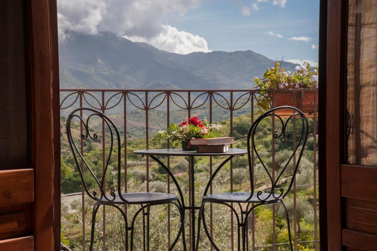 Azienda Agrituristica Bergi Alloggio per agriturismo Castelbuono (Sicily)